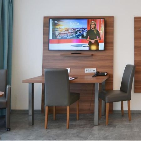 Neu Heidelberg - Guesthouse & Apartments Zewnętrze zdjęcie